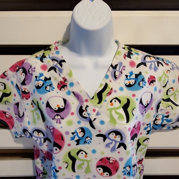 DICKIE'S SCRUB top.               #R399 - Picture 4 of 6